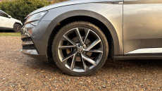 Skoda Superb 2.0 TDI CR 200 Sport Line Plus 5dr DSG Diesel Estate